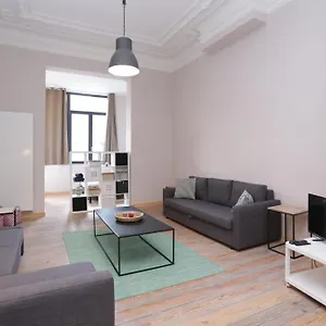 https://parlamentarium-apartment.brusselshotelsbook.com